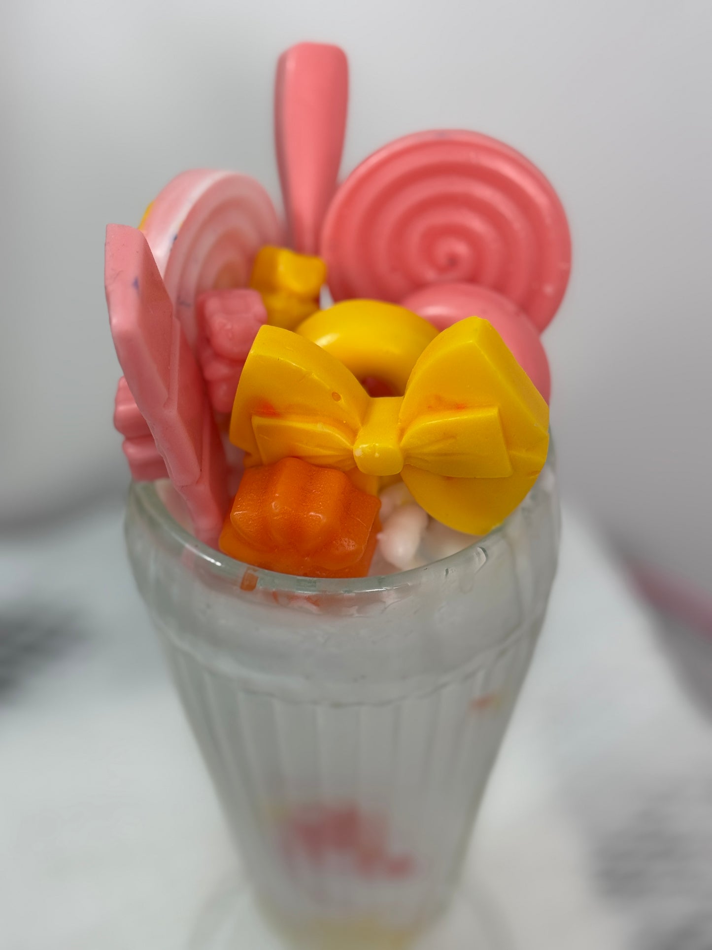MILKSHAKE CANDLES STRAWBERRY ORANGE